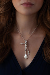 Budding Pearl Pendant Necklace