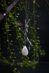 Budding Pearl Pendant Necklace