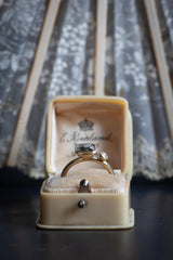 Teal Blue Spinel and Diamond Couplet Ring - 18 ct yellow Gold - One of a kind