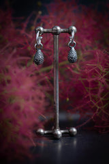 Spotted Teardrop Drop Earrings
