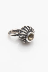 Gemstone Segmented Stigma Charm