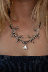 Peculiar Pearl Branch Necklace