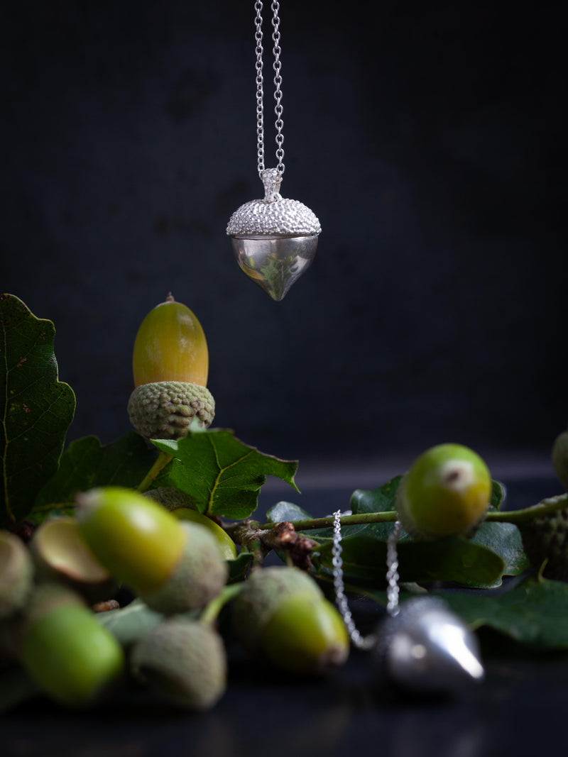 Oak Heart Memorial Ashes Casket - Silver