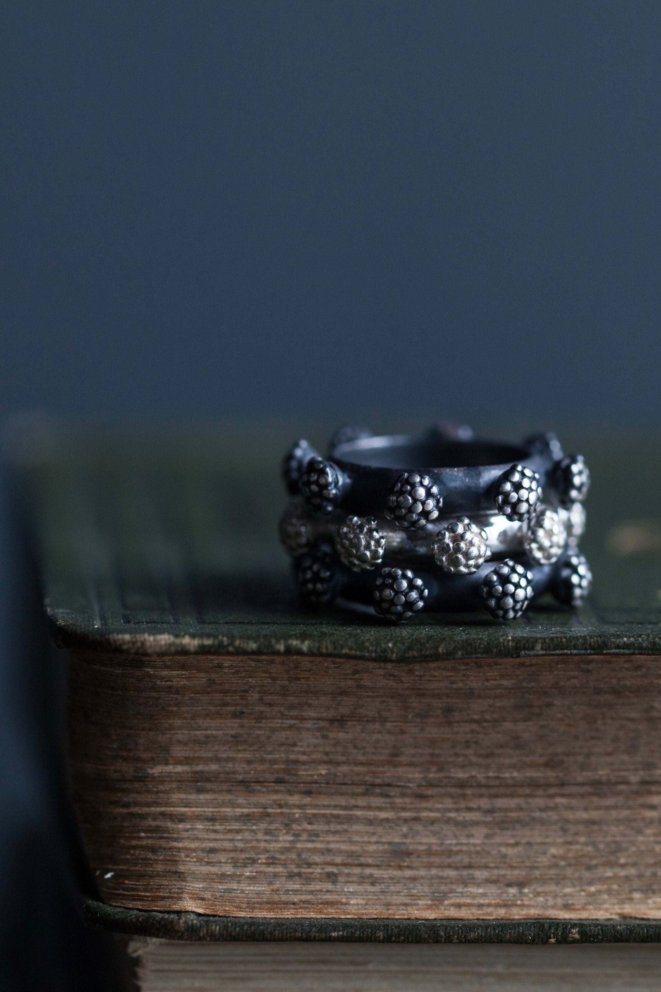 Cauliflower Trio Ring – Catherine Hills Jewellery