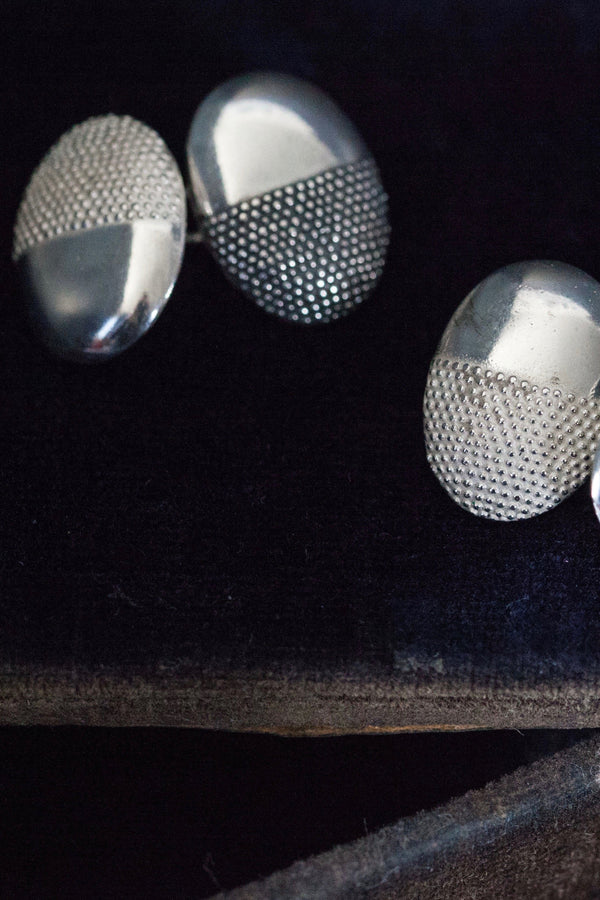 My Spot the Half Oval Chain Link cufflinks are part-polished and part-textured dark and light ovals